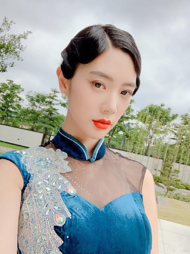 动漫卡片